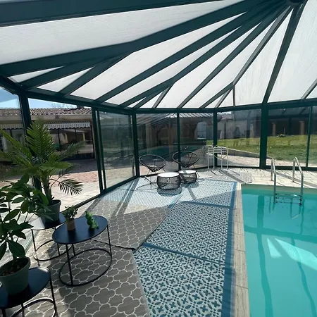 Demeure De Charme De La Graviere Holiday home Mably